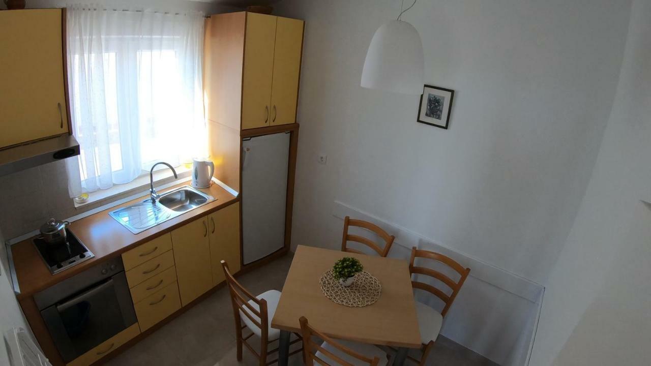 Vanja II Apartment Tucepi Bagian luar foto