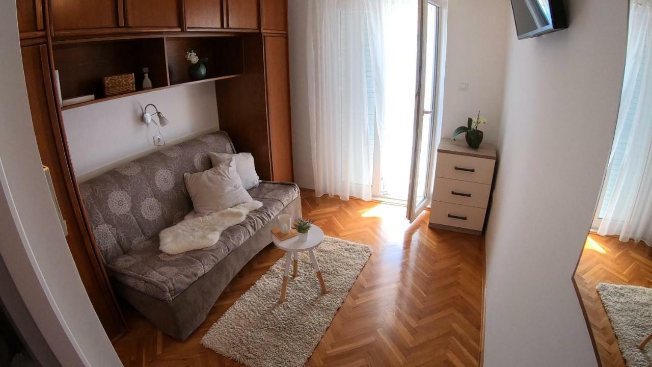 Vanja II Apartment Tucepi Bagian luar foto