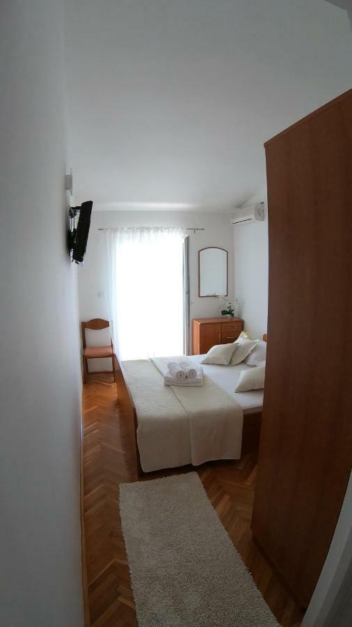 Vanja II Apartment Tucepi Bagian luar foto